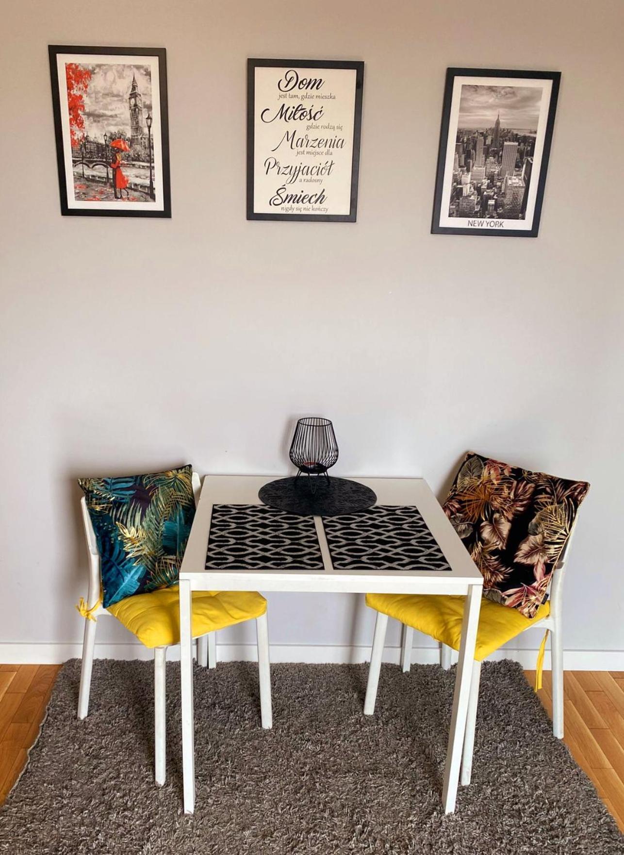Homecomfort Apartament Delux Warszawa Eksteriør billede